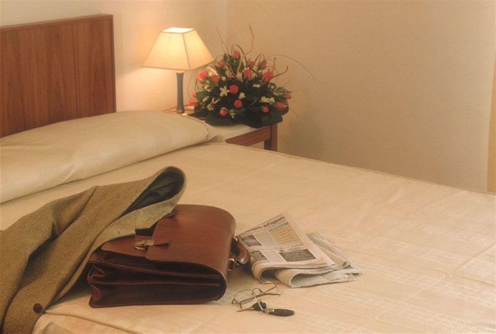 Europa Palace Hotel Messina Kültér fotó